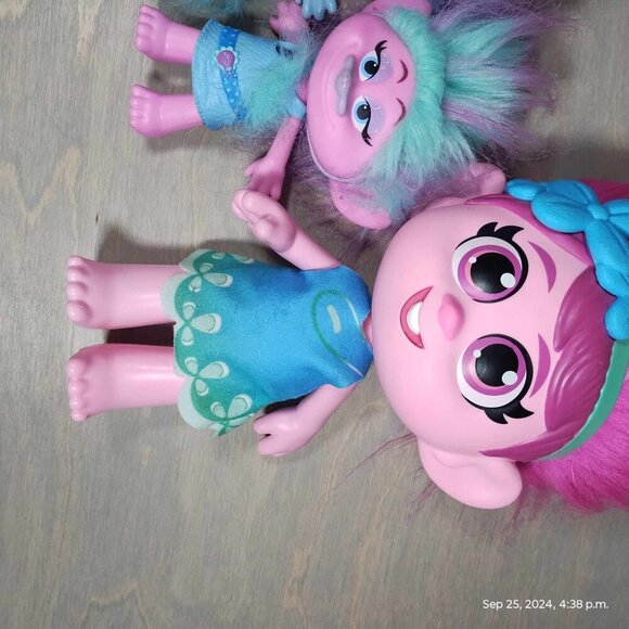 13" Poppy Doll and dreamworks trolls world tour twins bundle deal - Picture 14 of 15